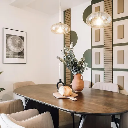 Aksu - 3 Et Balcon à Beaugrenelle Paris