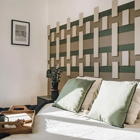 Aksu - 3 Et Balcon à Beaugrenelle *