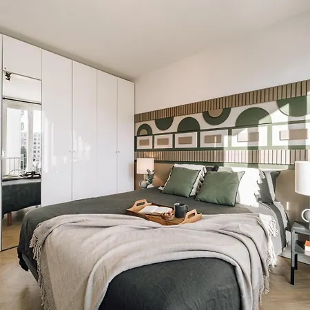 Aksu - 3 Et Balcon A Beaugrenelle Apartman *